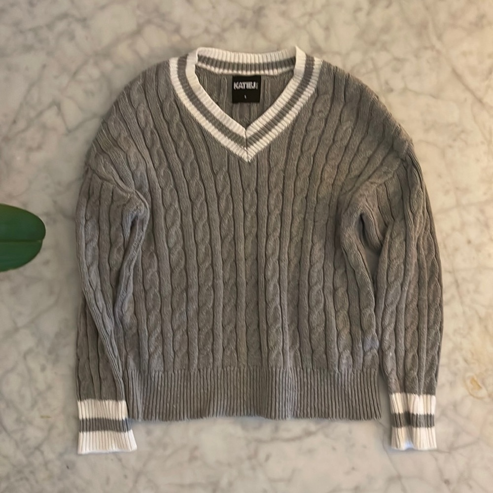 Katie J Nyc Tween Sweater - Size Small